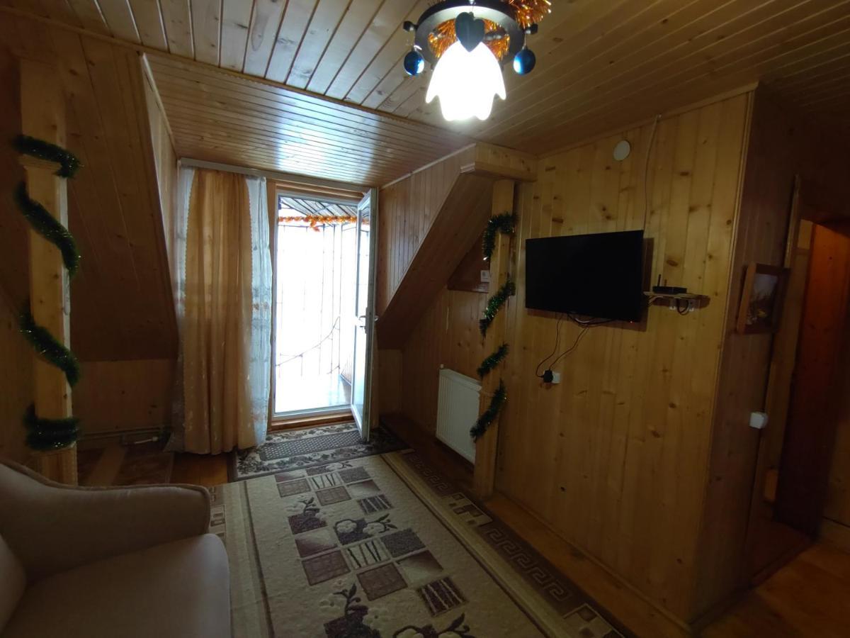 Guesthouse U Dida Viktora Γιαρέμτσε Εξωτερικό φωτογραφία